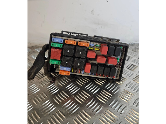 Блок предохранителей 51775622 Fiat Grande Punto