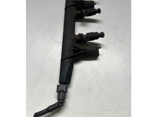 Топливная рампа 9676020480   Citroen C4 Cactus  