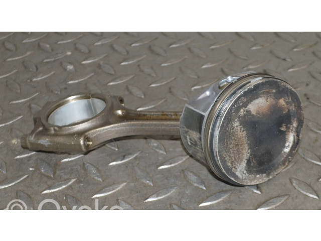 Поршень B 5254 T9 83L53 Volvo XC90 для бензинового двигателя 2.5