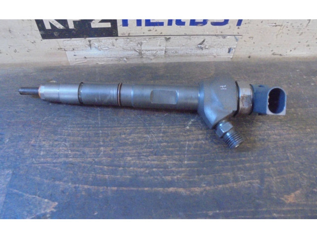 Vstřikovač 04L130277E, 0445110475 Skoda Octavia Mk3 (5E) CKFC