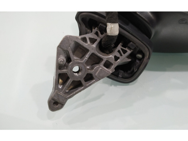 Zpětné zrcátko  Volkswagen Tiguan 2008  047979  