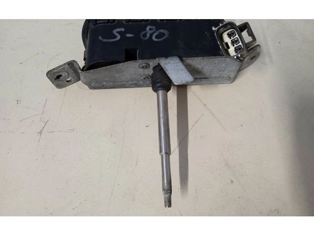 Моторчик стеклоочистителя 8620954    Volvo S80