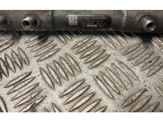 Топливная рампа    Volvo XC90  