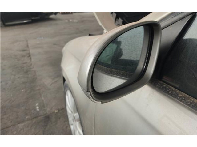 Зеркало электрическое Volkswagen Jetta V 2005 - 2010 года