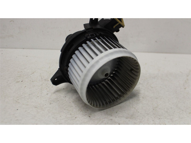 Вентилятор печки    77366898   Fiat 500L