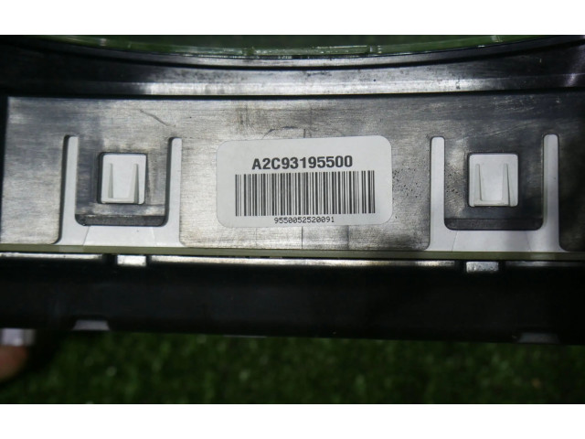 Панель приборов Dodge Charger