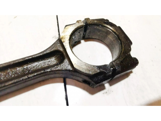 Ojnice      Hyundai Elantra  2.0