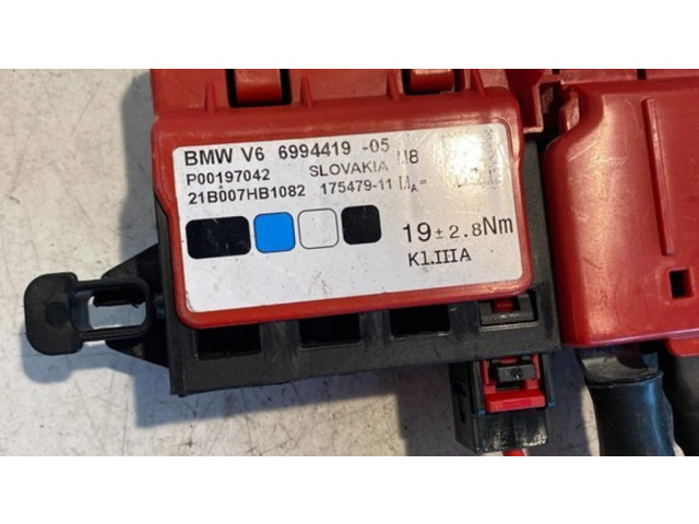 Узел подключения плюсовых проводов