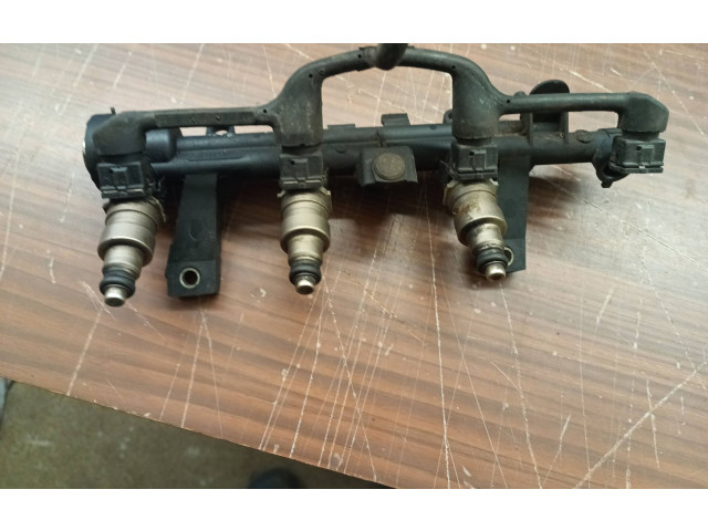 Vstřikovací lišta 93008101 Citroen Berlingo