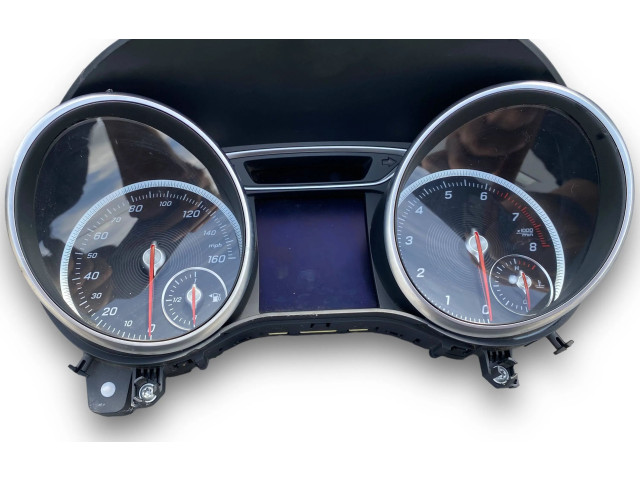 Přístrojová deska Mercedes-Benz GLA W156 2015 A1569001304