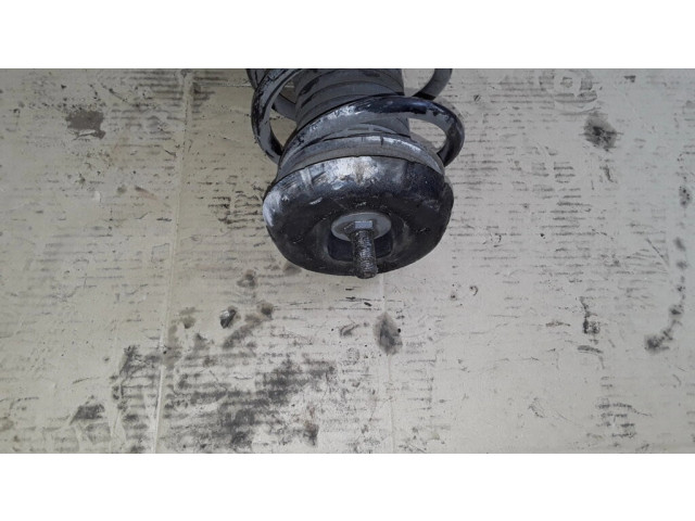 Передний амортизатор с пружиной