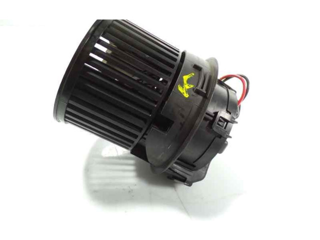 Вентилятор печки       Peugeot 2008 I