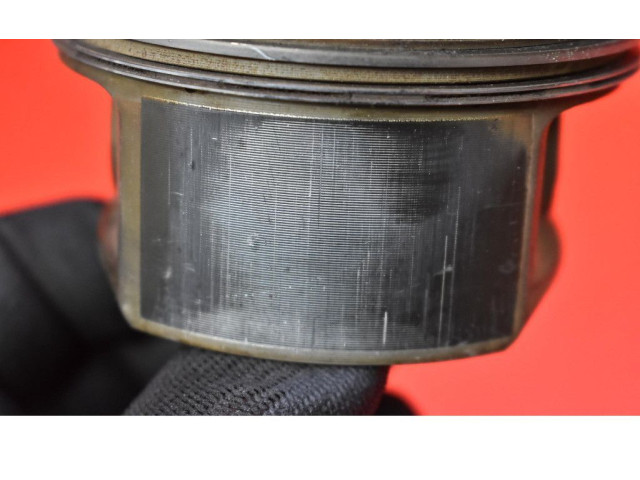  Поршень  82L64, 82L64  Audi A6 S6 C5 4B  