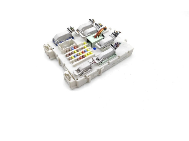 Блок предохранителей AB39-14A073-AJ, 523411F03 Ford Ranger