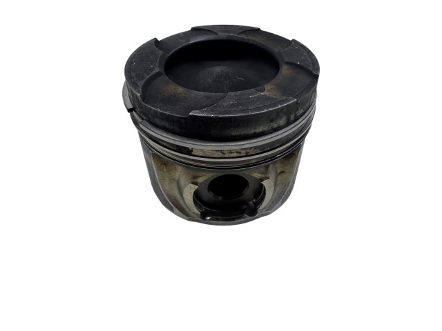 Поршень 4N14 4N14, 4N14 Mitsubishi Outlander