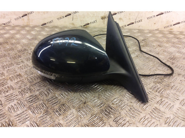 Зеркало электрическое Skoda Yeti (5L) 2009 - 2017 года