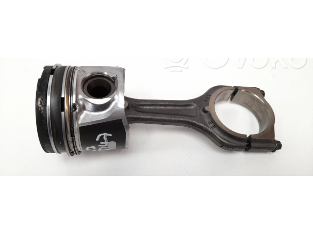  Поршень с шатуном    Citroen C3  