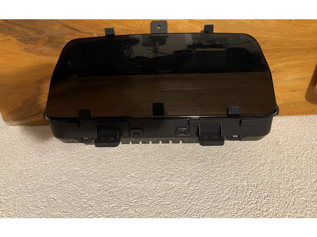 Панель приборов 8022037030, LCF10SYC30 SsangYong Korando