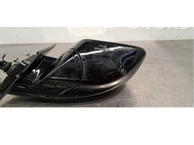 Zpětné zrcátko Lamborghini Urus 2023