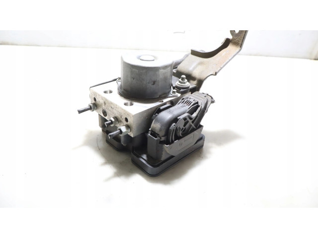 Vstřikovací lišta    Nissan Micra K14     