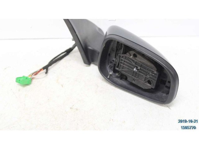 Зеркало электрическое        Volvo V70  2000 - 2004 года   