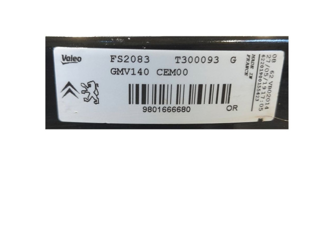 Вентилятор радиатора 9801666680 Peugeot 2008 I