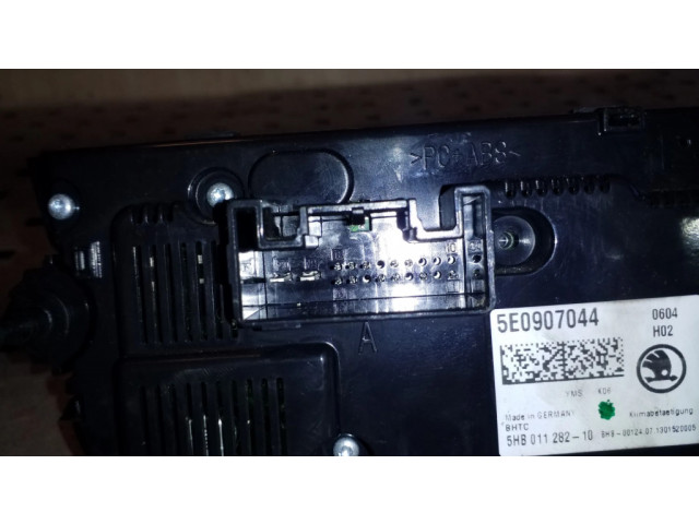 Блок управления климат-контролем 5E0907044 Skoda Octavia Mk3 (5E)