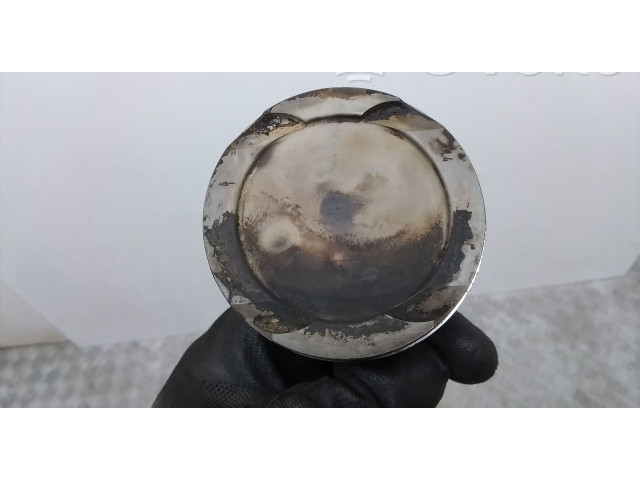 Píst Volvo S90, V90