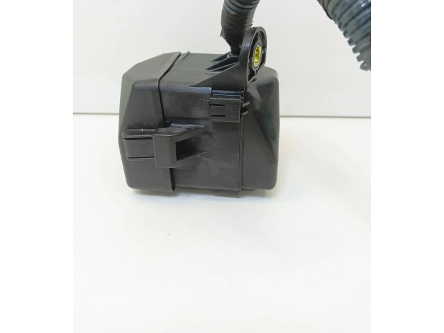 Блок предохранителей 3285 Lexus LS 430