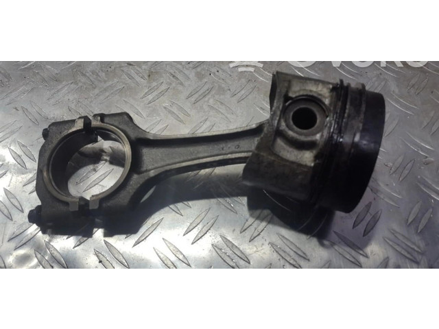 Píst    Renault Espace III     