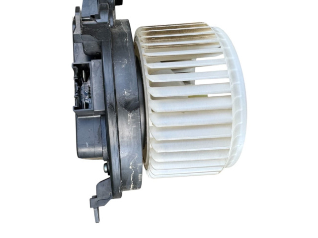 Вентилятор печки    LX6A19846GB   Ford Escape IV