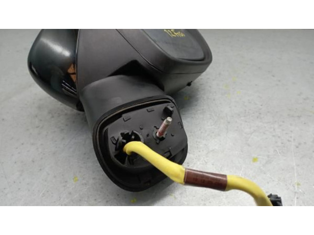 Зеркало электрическое Renault Captur 2013-2020 года