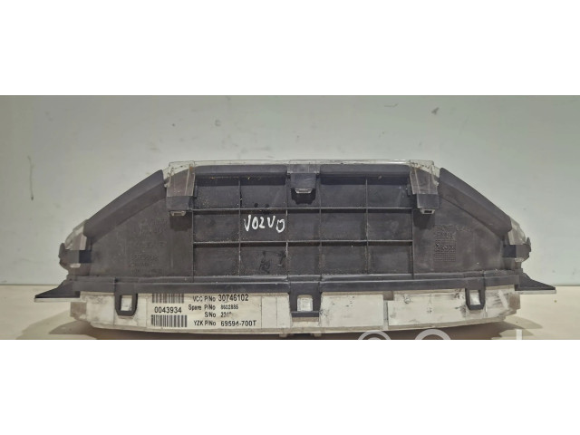 Přístrojová deska Volvo S80 2004 8673802