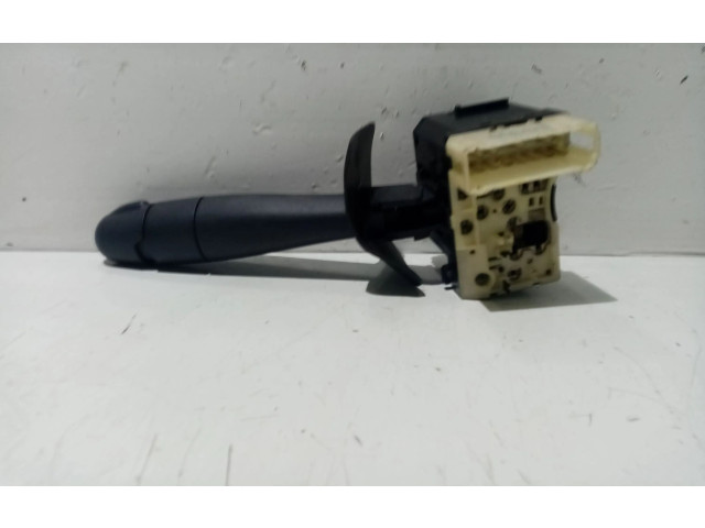 Ручка стеклоочистителей 6001551355   Renault Clio I