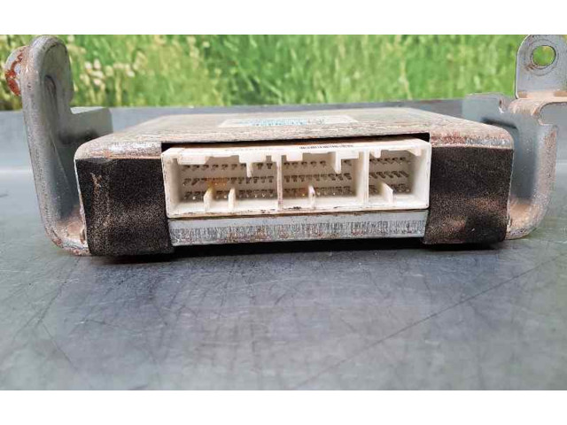 Блок управления двигателя 8633A015 Mitsubishi Montero