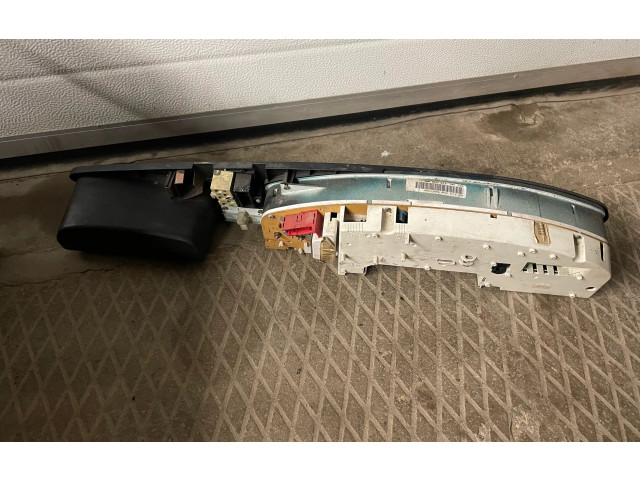 Панель приборов 4A1919033, 4A1919033AH Audi A6 S6 C4 4A