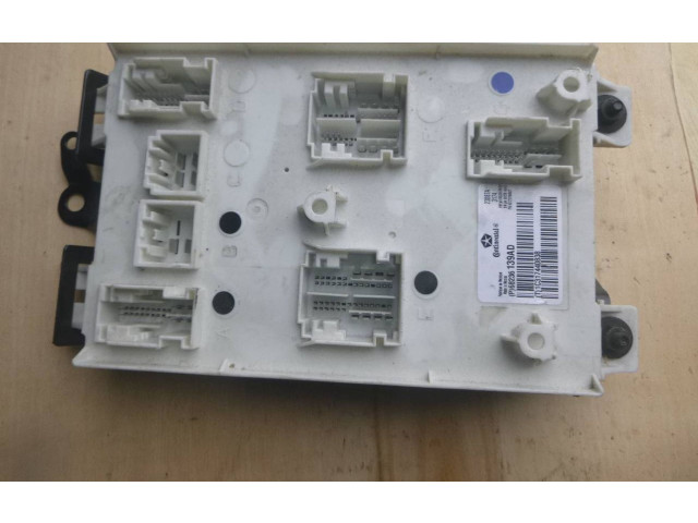 Блок комфорта 68236140AD, 68236139AD   Jeep Grand Cherokee   