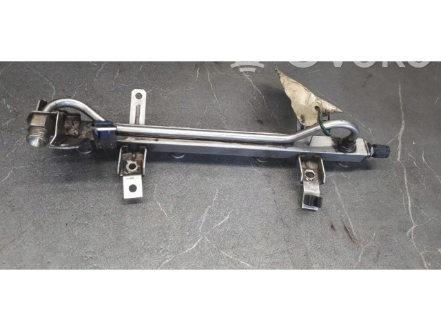 Vstřikovací lišta Opel Corsa A