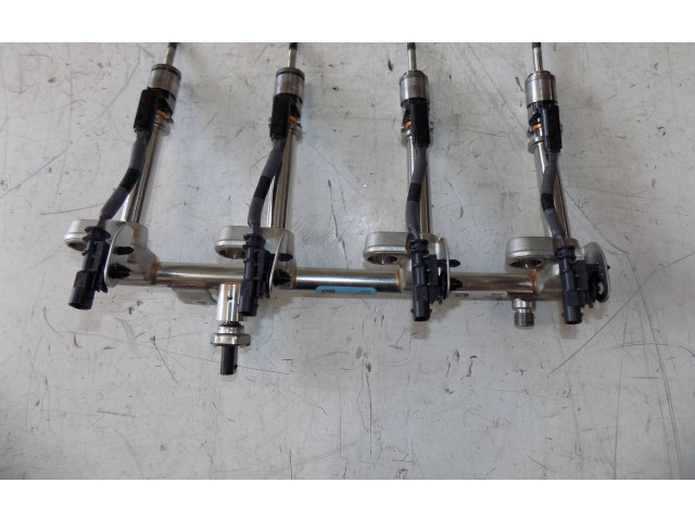 Vstřikovací lišta 31478396, 32140074 Volvo V60 B420T3