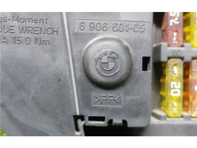 Pojistková skříňka 6906603, 690660105 BMW 5 E34 2003