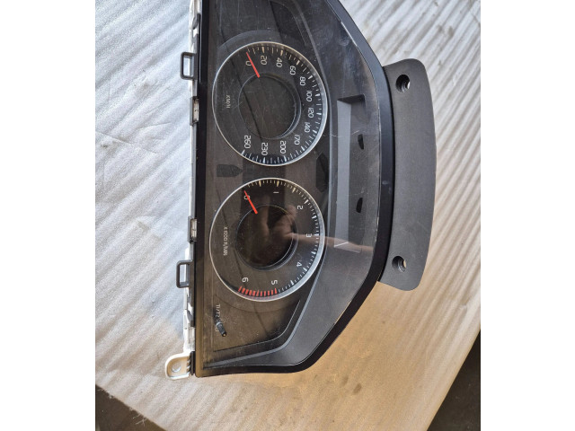 Панель приборов 36002598, 31270899AA   Volvo V70       