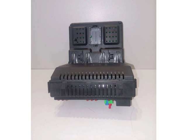 Блок предохранителей 30795114, 06W211   Volvo V70    