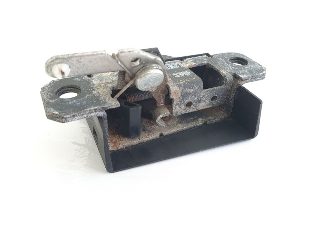 Zámek zadních dveří 7H0827506C Volkswagen Transporter - Caravelle T5 2011