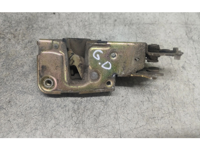 Замок багажника     Volkswagen Transporter - Caravelle T4 1991 - 2003 года