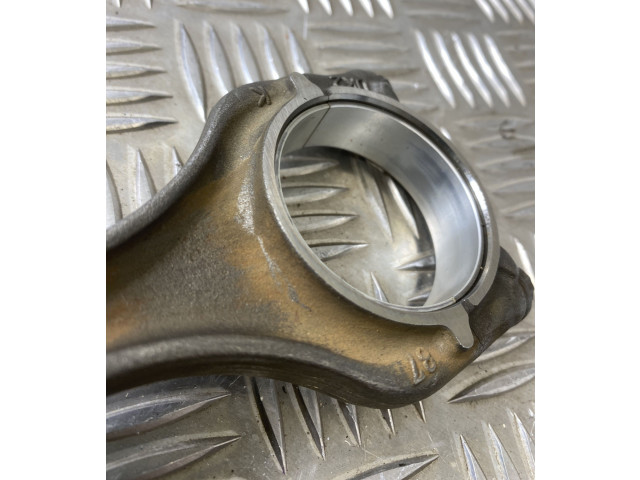 Píst 05EAB Volkswagen Tiguan