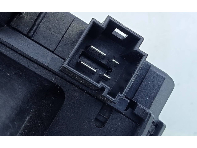 Вентилятор печки    4M1820021A, CZ997007   Audi A5