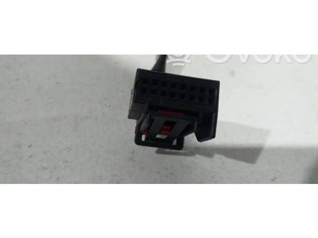 Зеркало электрическое        Volkswagen Touran I  2003 - 2010 года   