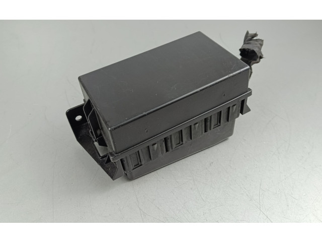 Блок предохранителей Jeep Grand Cherokee