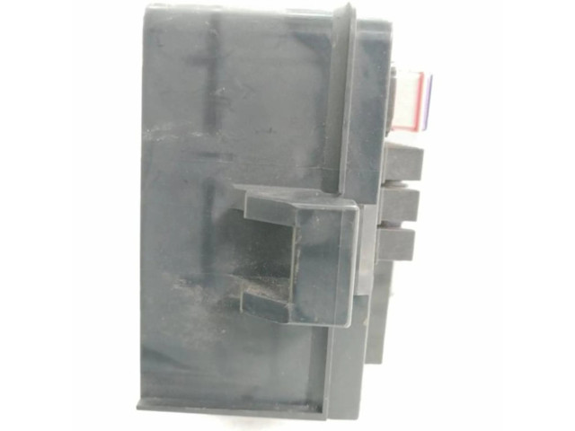 Блок предохранителей Chevrolet Lanos