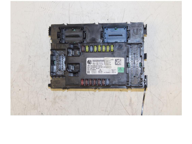 Блок предохранителей Jeep Renegade